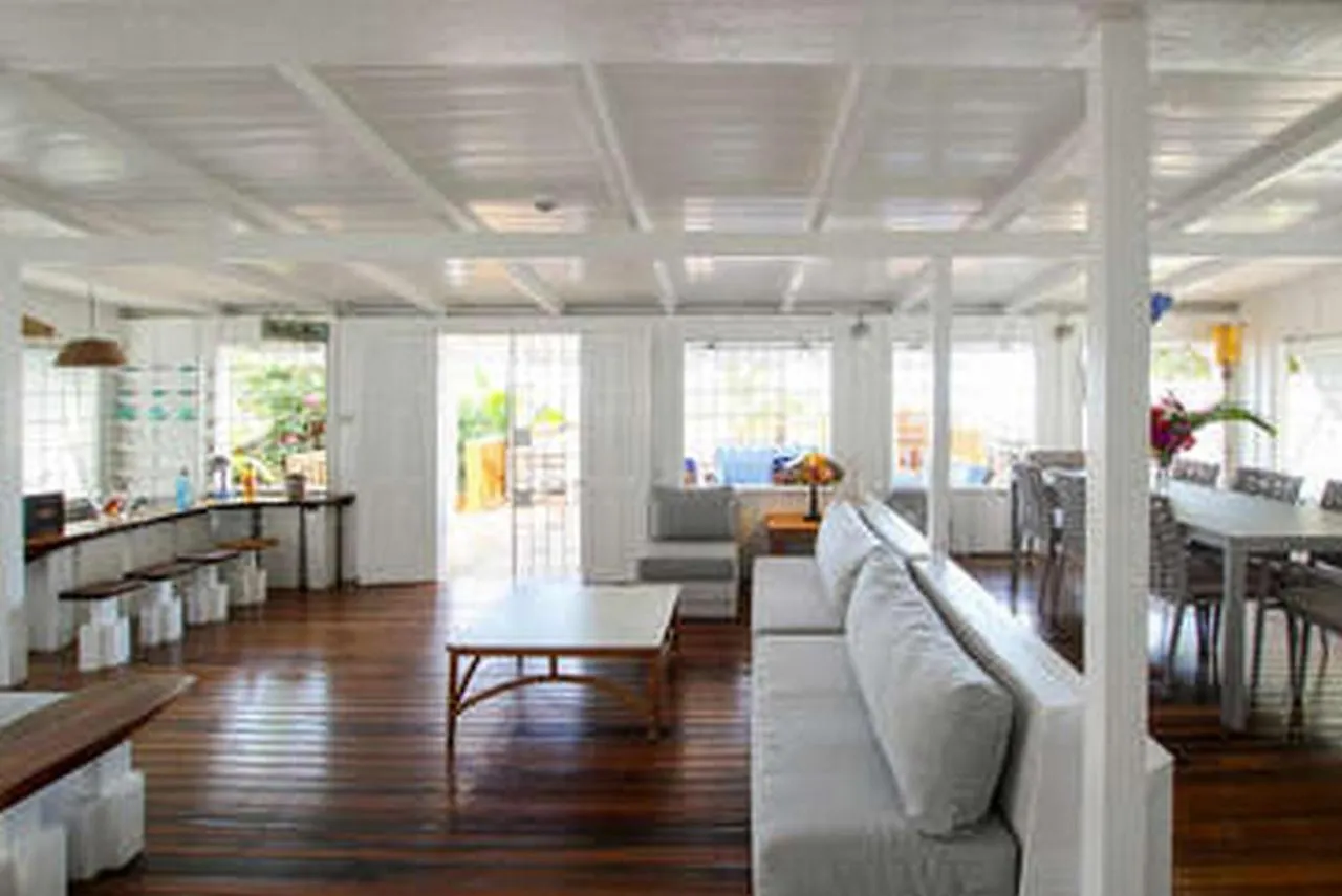 Chateau Monique By Bsl Rentals Saint James